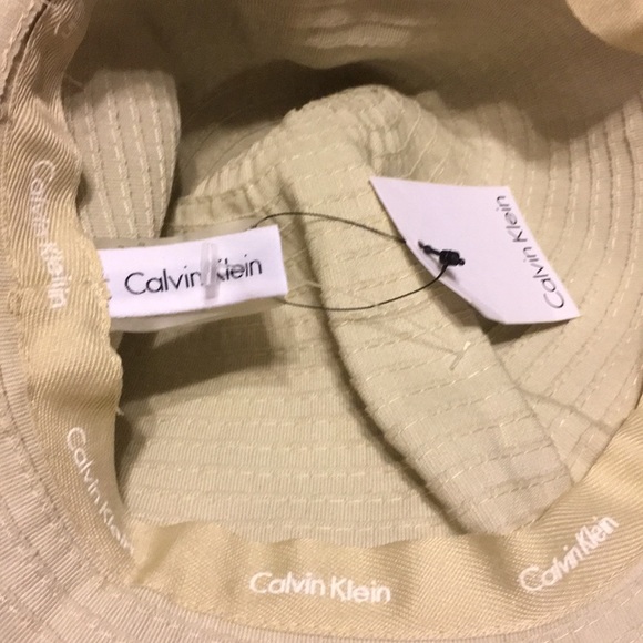 Floppy Hat NWT - Calvin Klein ☀️ - Picture 7 of 8